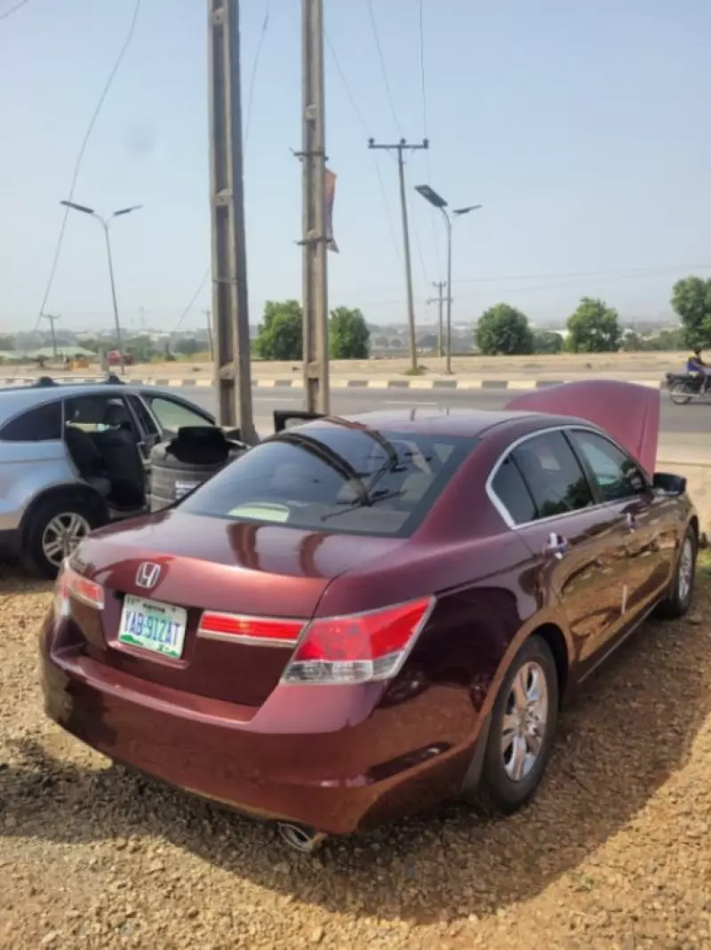 Honda Accord   - 2012
