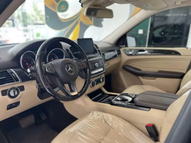 Mercedes-Benz GLE-Class   - 2017