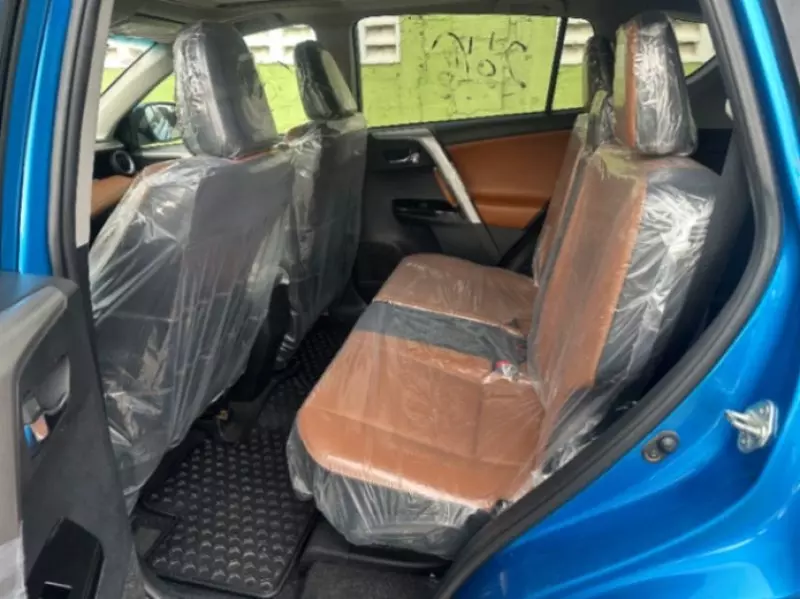 Toyota RAV4   - 2016