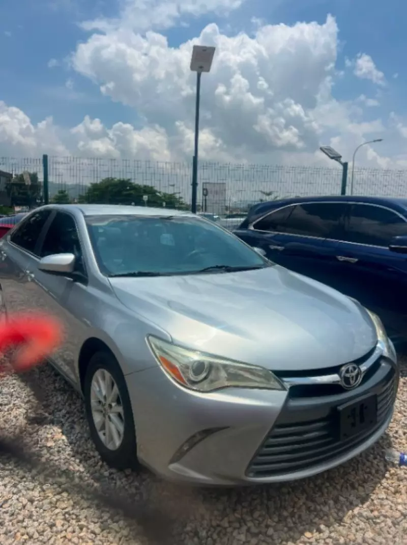 TOYOTA Camry   - 2015
