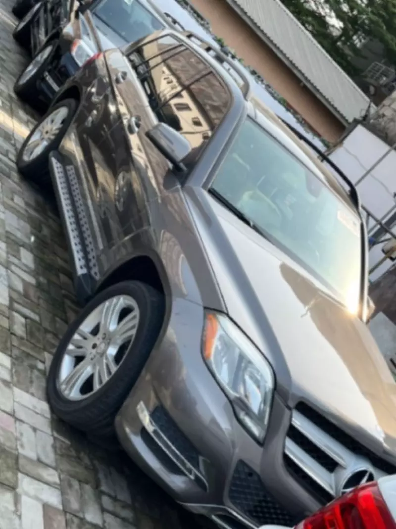 Mercedes-Benz GLK 350   - 2015