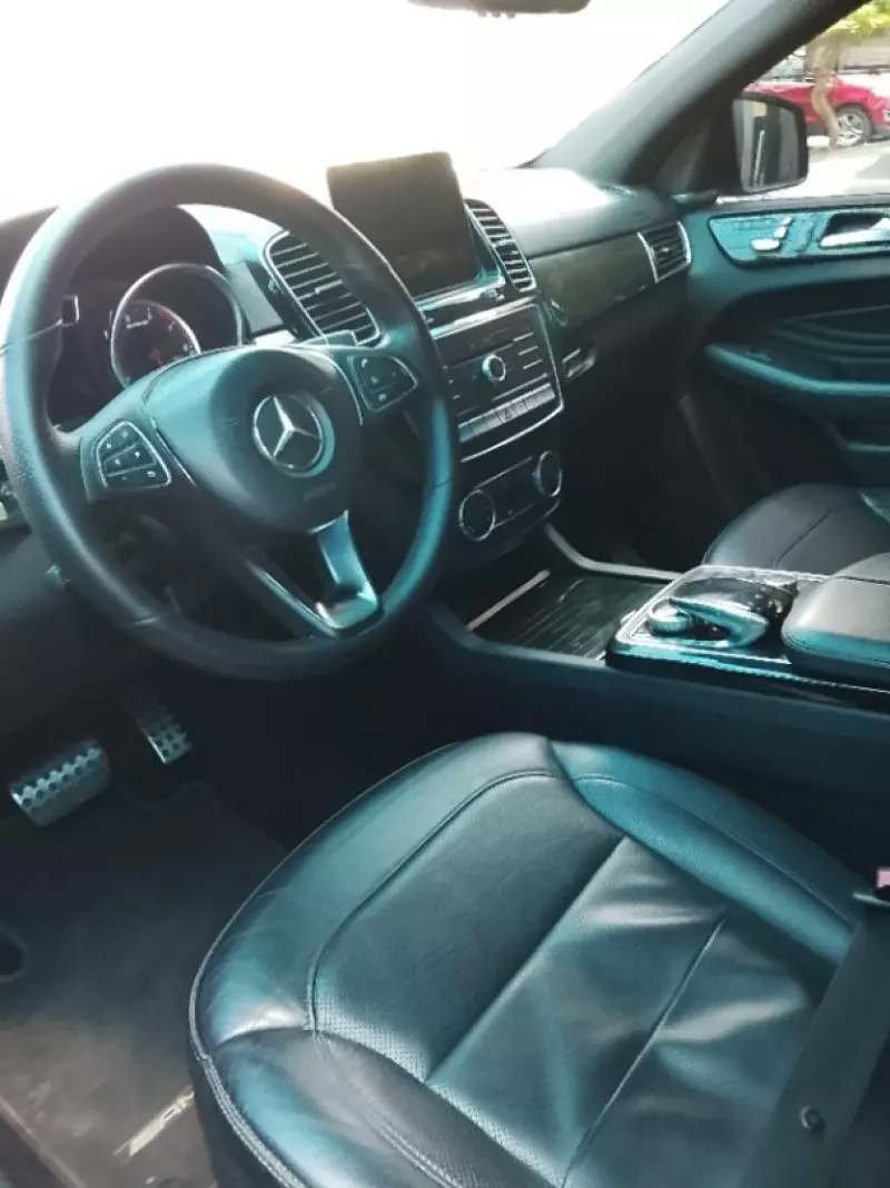 Mercedes-Benz GLE-Class   - 2019