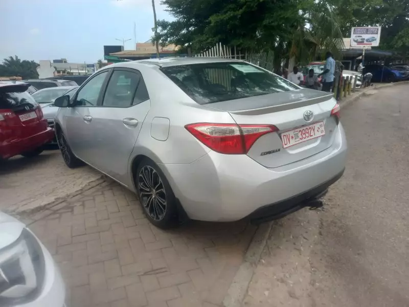 Toyota Corolla   - 2015