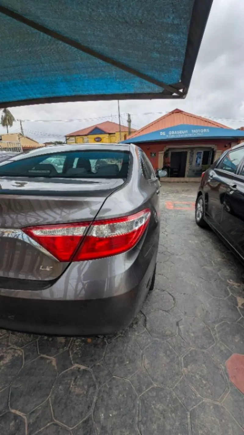 Toyota Camry   - 2015