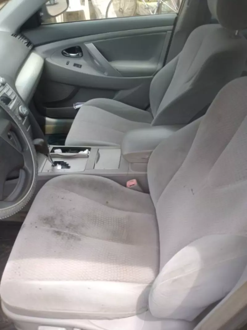 Toyota Camry   - 2011