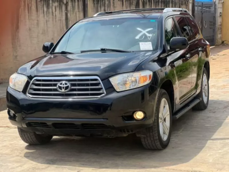 Toyota Highlander   - 2009