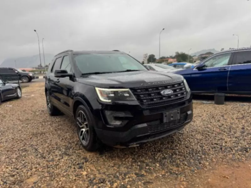 Ford Explorer   - 2014