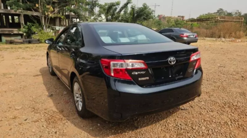 TOYOTA Camry   - 2012