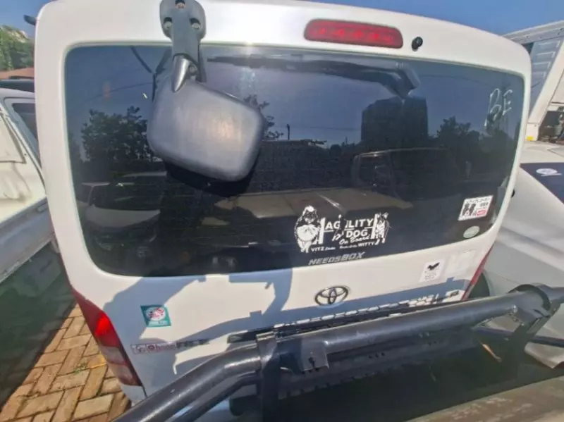 TOYOTA Hiace   - 2013