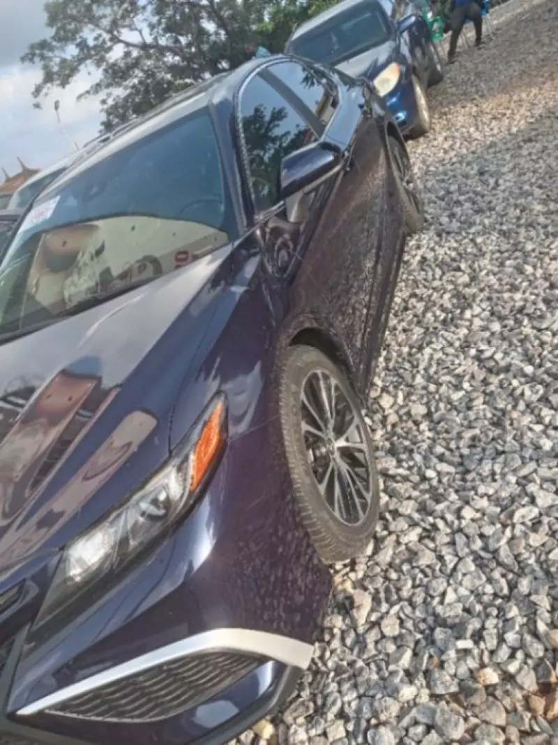 Toyota Camry   - 2021