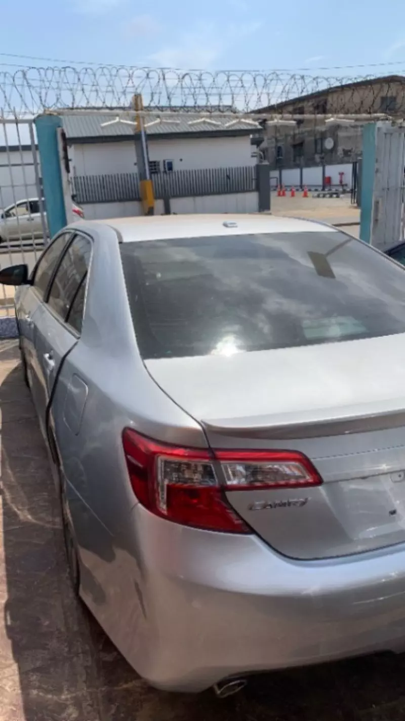 TOYOTA camry   - 2013