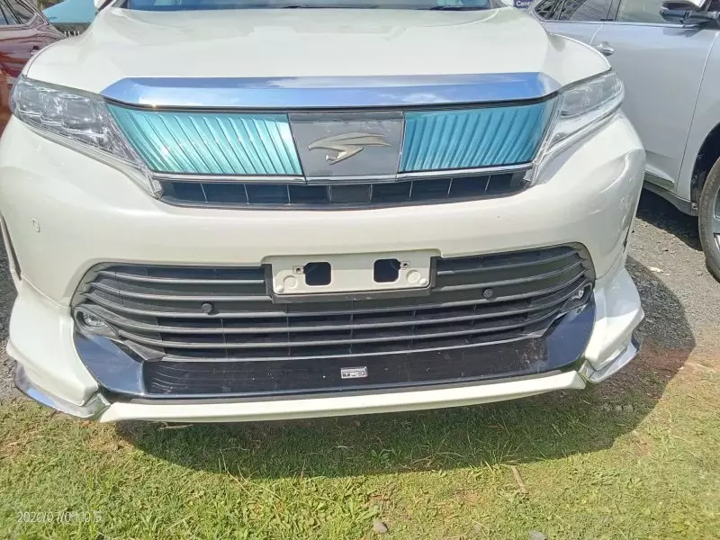 TOYOTA Harrier hybrid    - 2018
