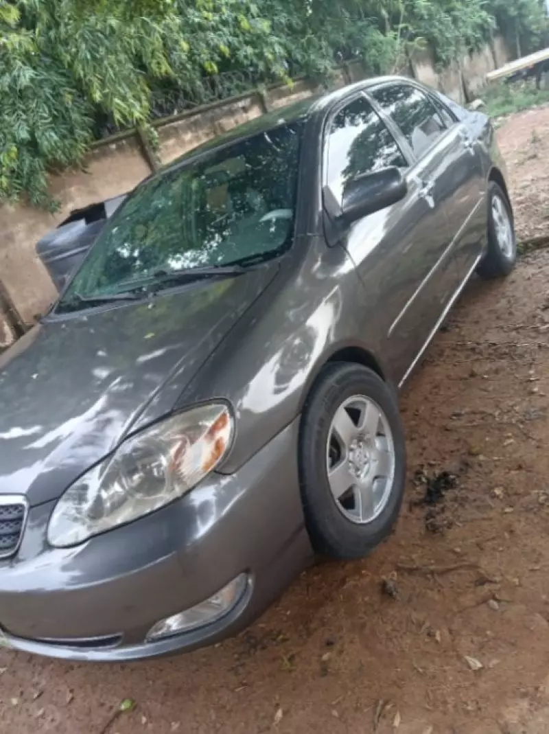 Toyota Corolla   - 2007