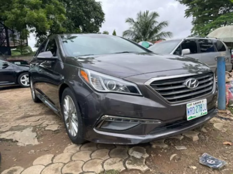 Hyundai Sonata   - 2015