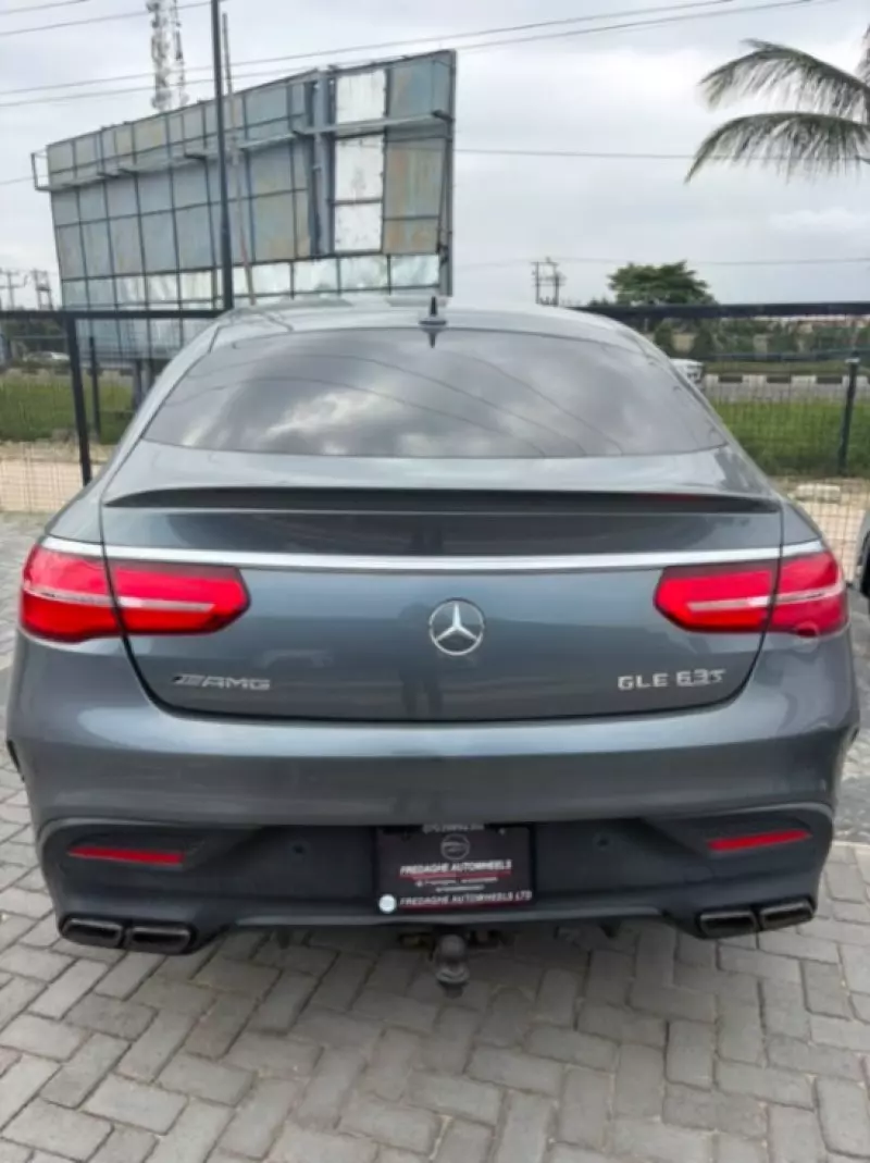 Mercedes-Benz GLE 63   - 2017
