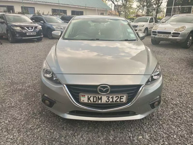 Mazda 3 - 2015