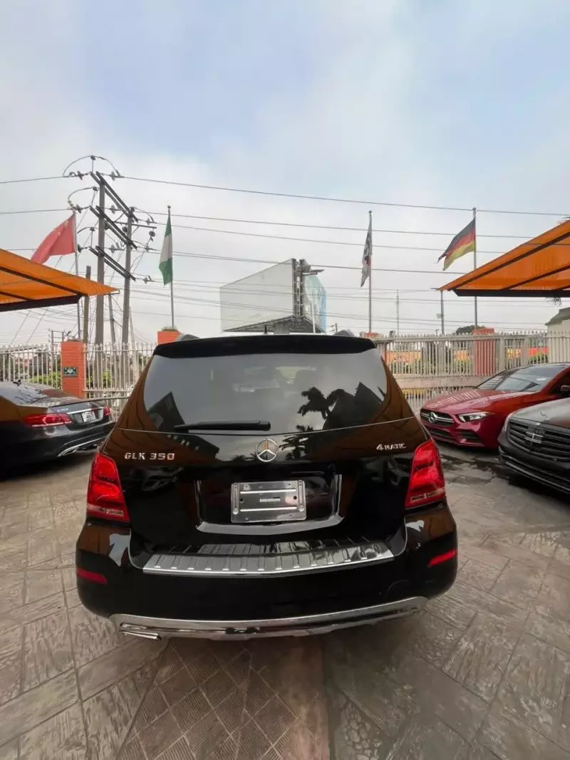 Mercedes-Benz GLK 350   - 2015