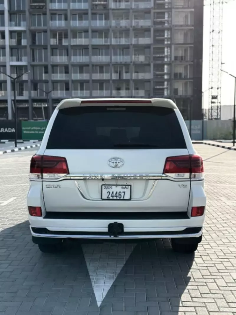 Toyota Land Cruiser   - 2019