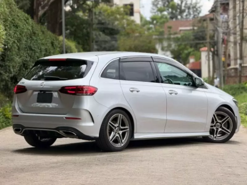 Mercedes-Benz B 180   - 2019