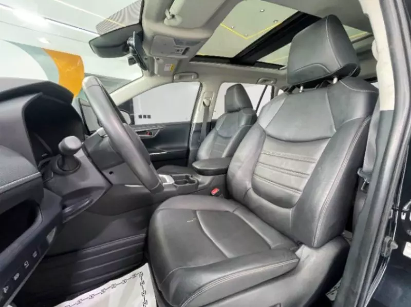 TOYOTA RAV4   - 2023