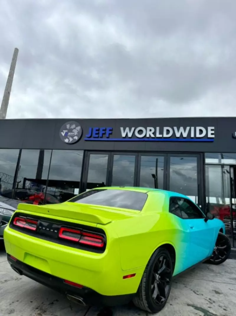 Dodge Challenger   - 2018
