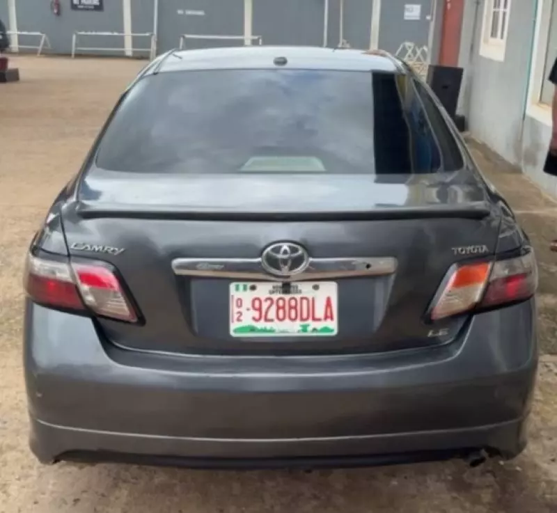 TOYOTA Camry   - 2011
