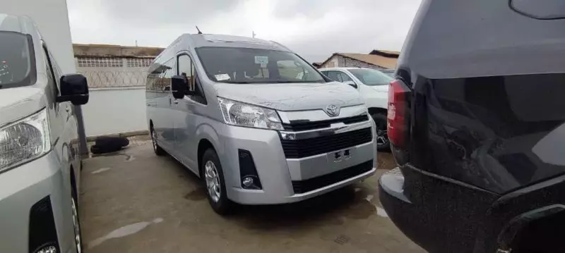 TOYOTA Hiace   - 2026