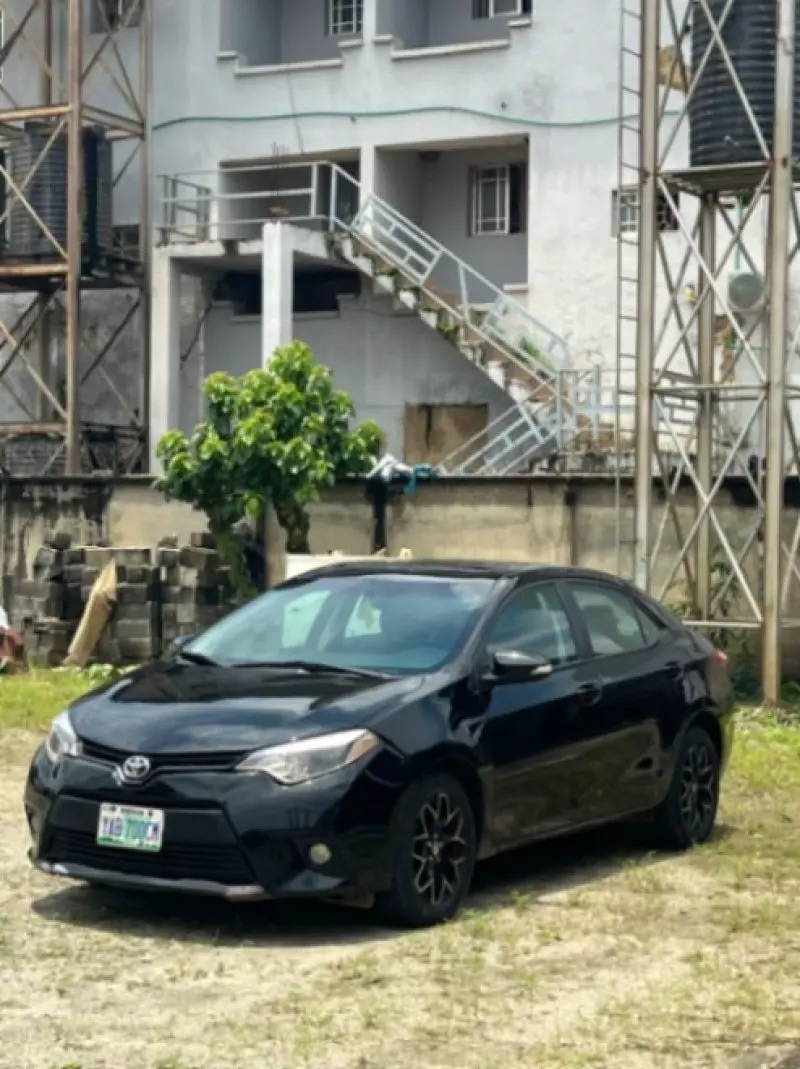 TOYOTA Corolla - 2016