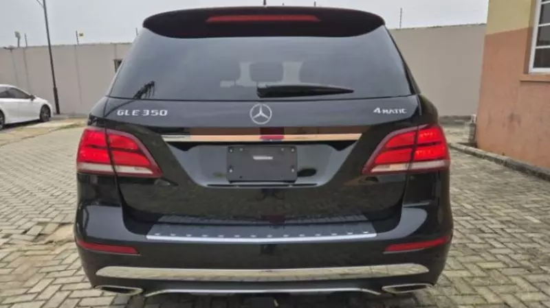 Mercedes-Benz GLE 350 - 2016