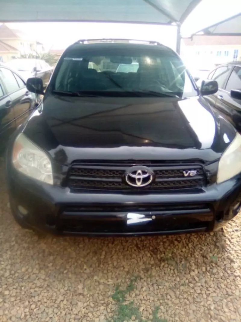 Toyota RAV4   - 2006