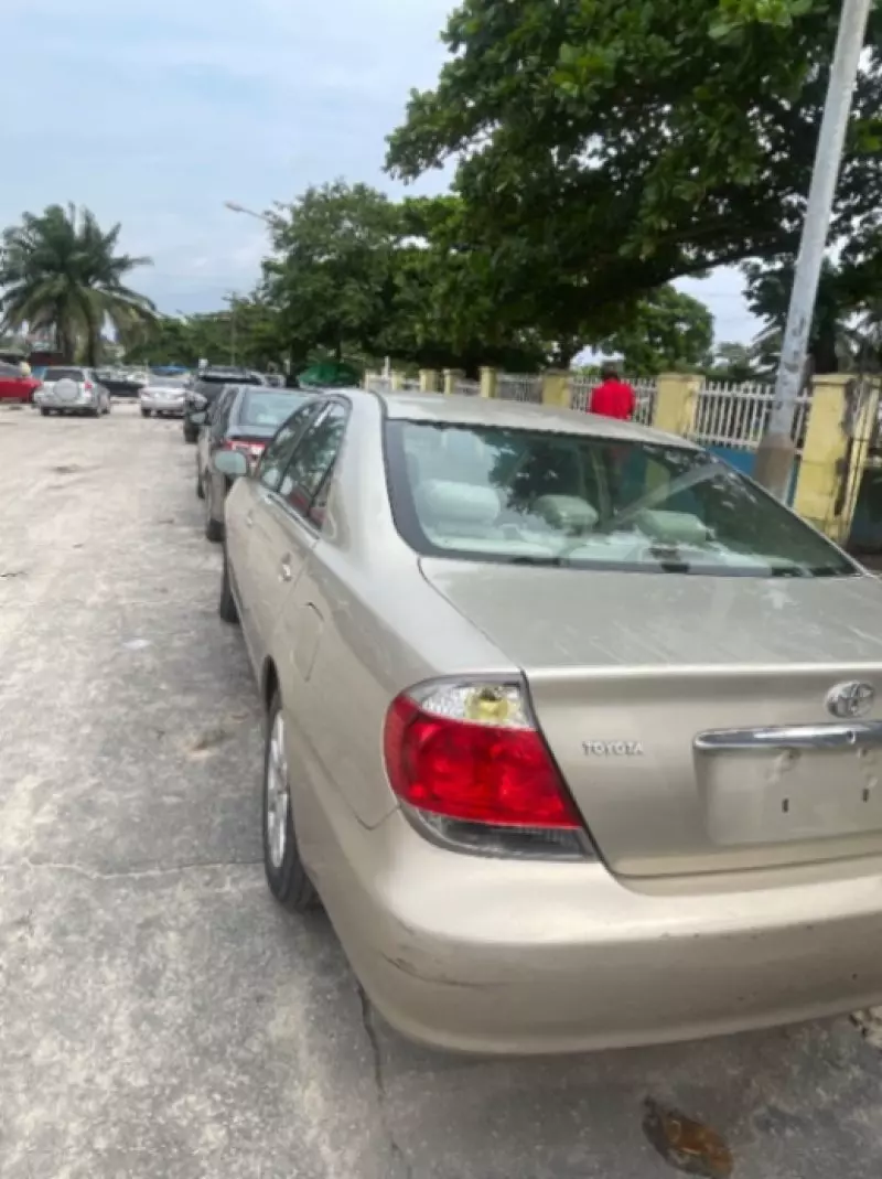 TOYOTA Camry   - 2006