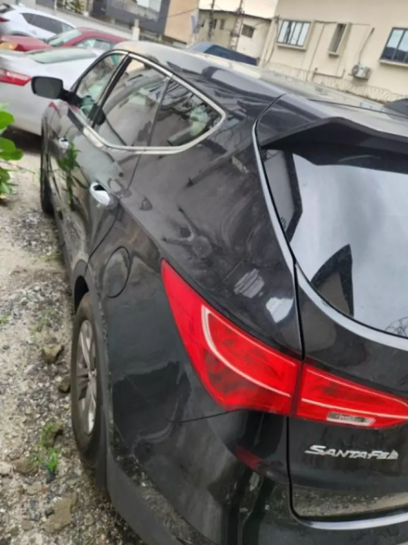 Hyundai Sonata   - 2013