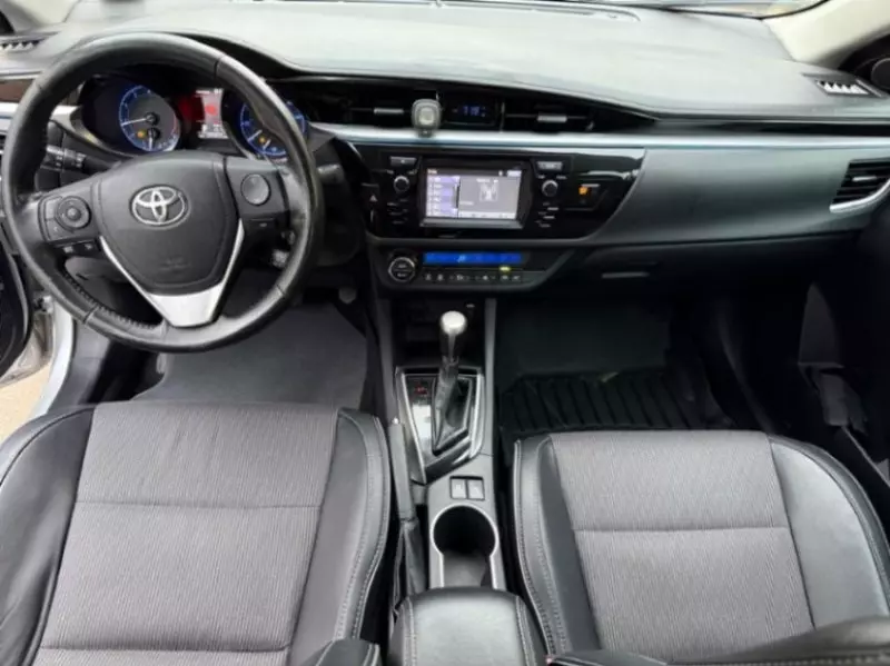 TOYOTA Corolla   - 2016