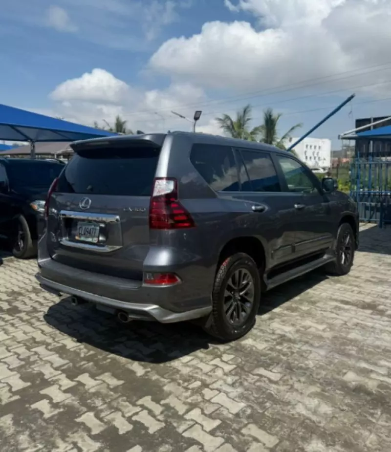 Lexus GX 460   - 2018