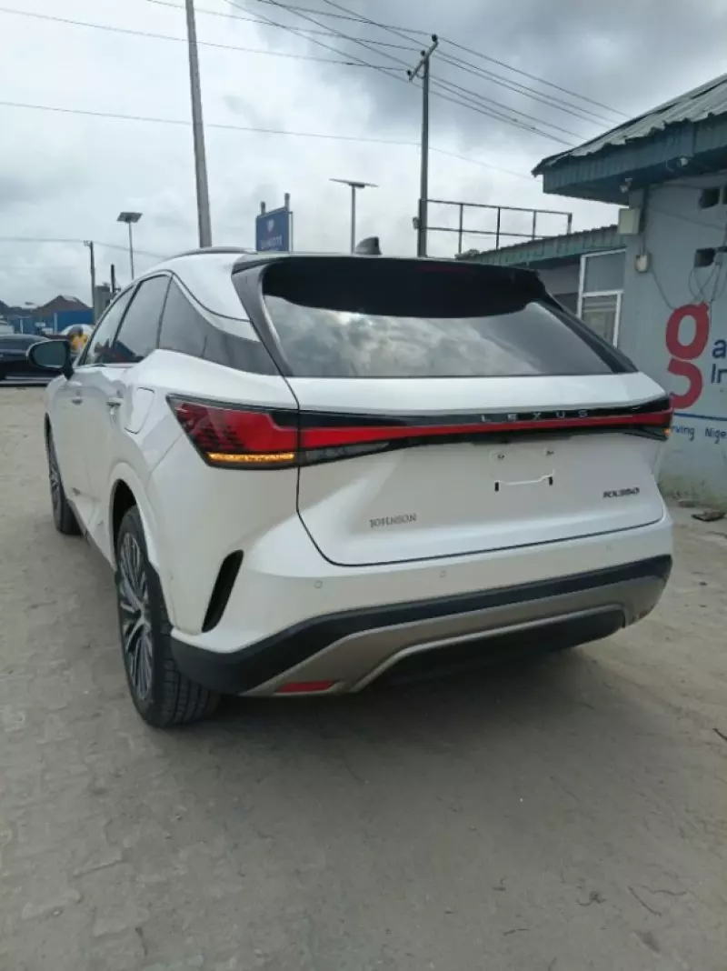 Lexus RX 350   - 2024