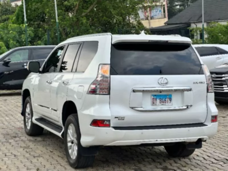 Lexus GX   - 2014
