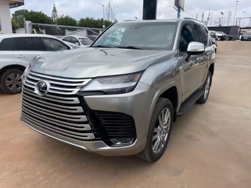Lexus LX 600   - 2022