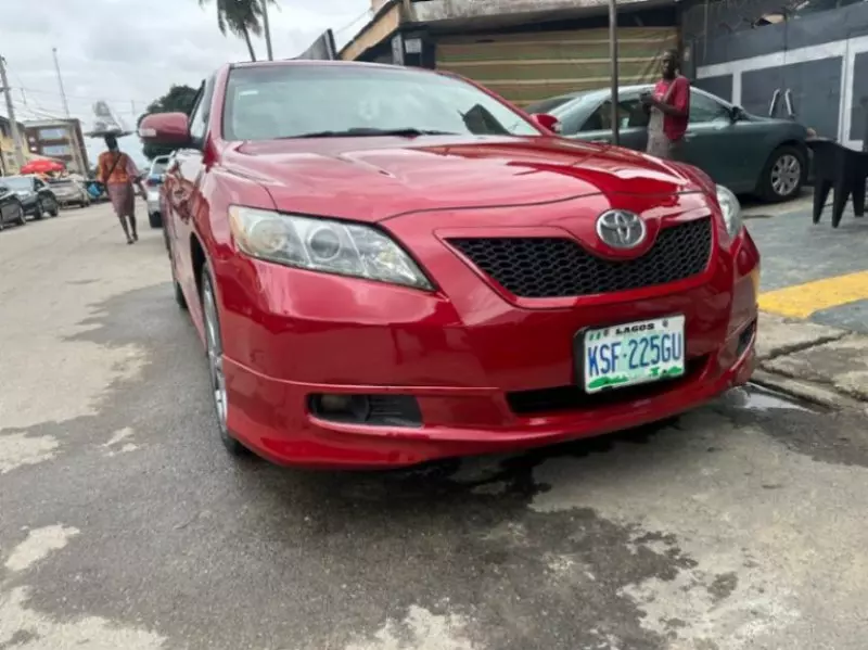 Toyota Camry   - 2007
