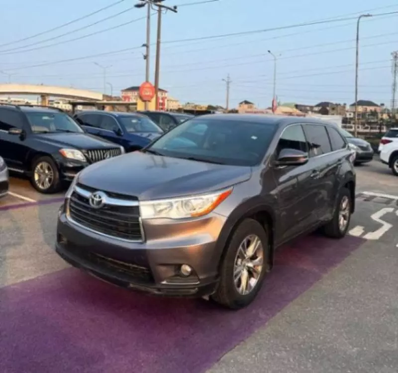 TOYOTA Highlander   - 2014