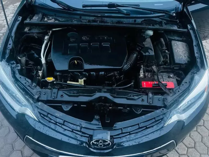 Toyota corolla   - 2015