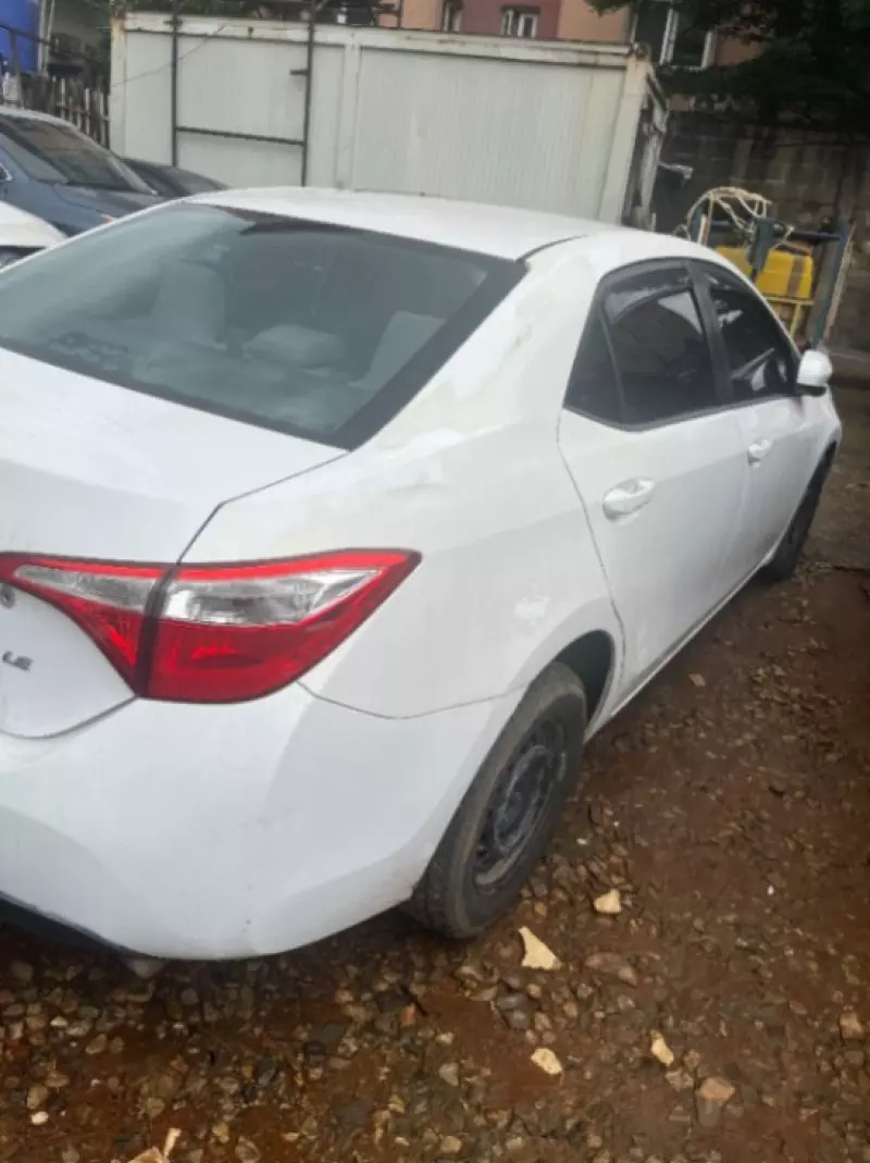 TOYOTA Corolla   - 2014