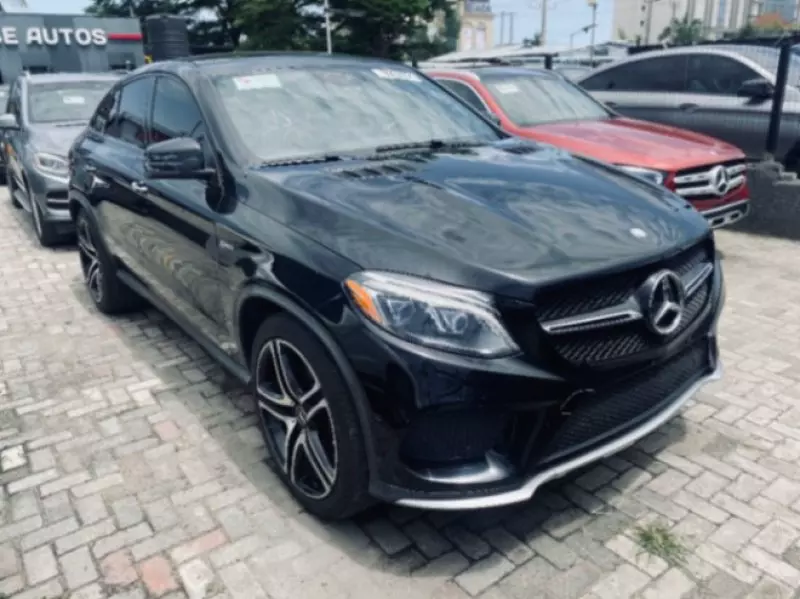 Mercedes-Benz GLE-Class   - 2017
