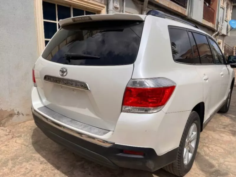 Toyota Highlander - 2013