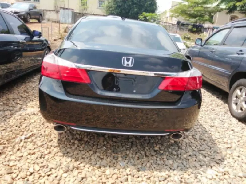 Honda Accord   - 2013