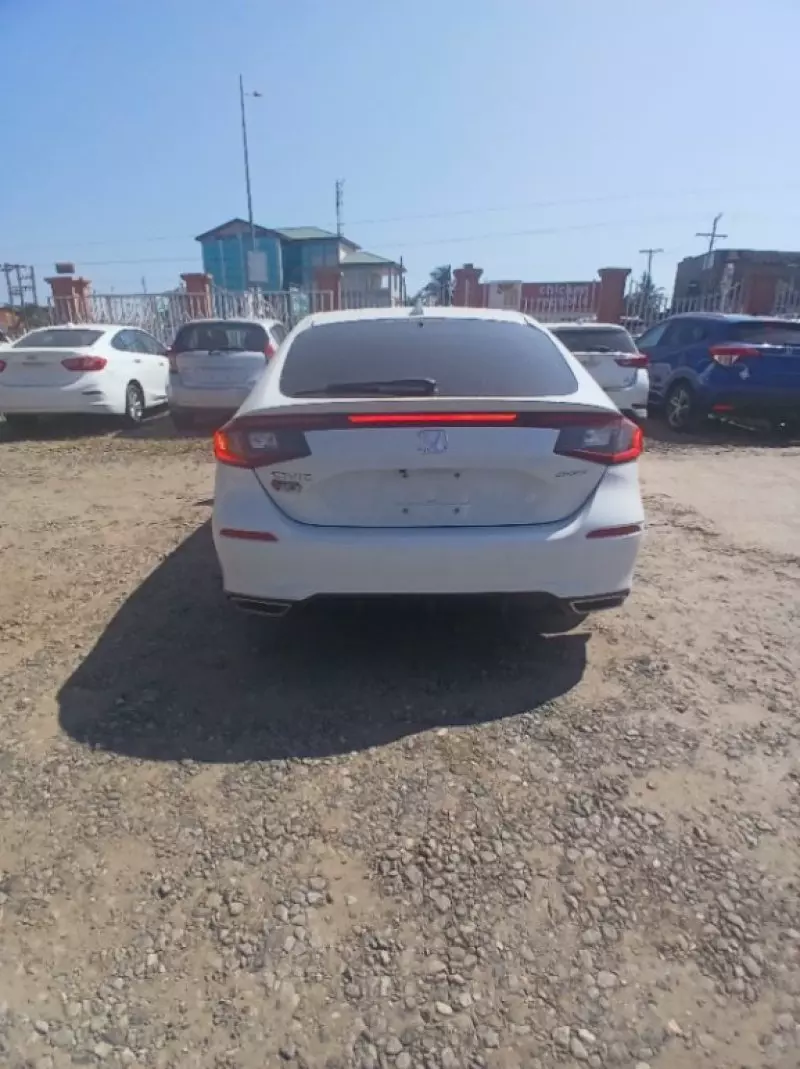 Honda Civic   - 2023