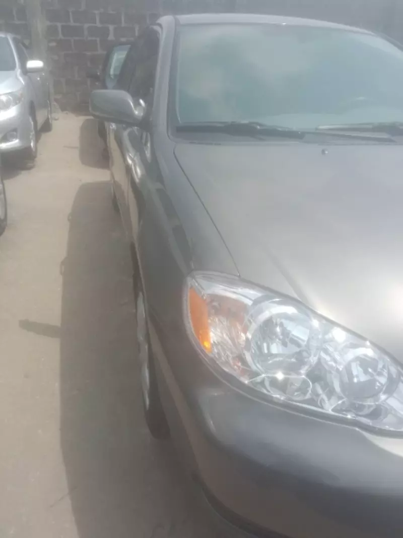 Toyota Corolla   - 2007