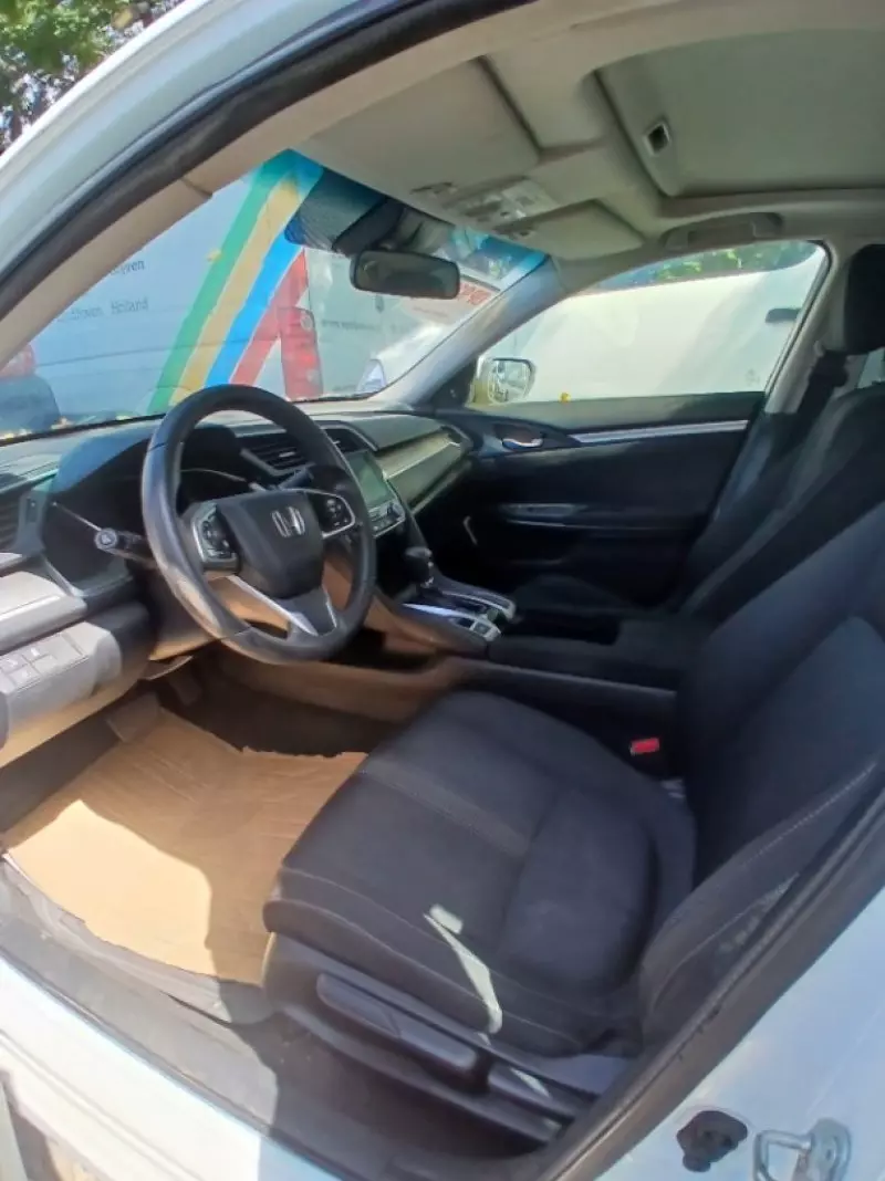 Honda Civic   - 2017