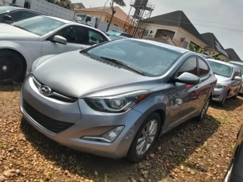 Hyundai Elantra   - 2016