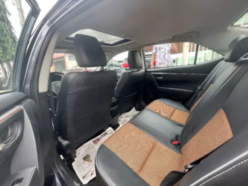 Toyota corolla   - 2014