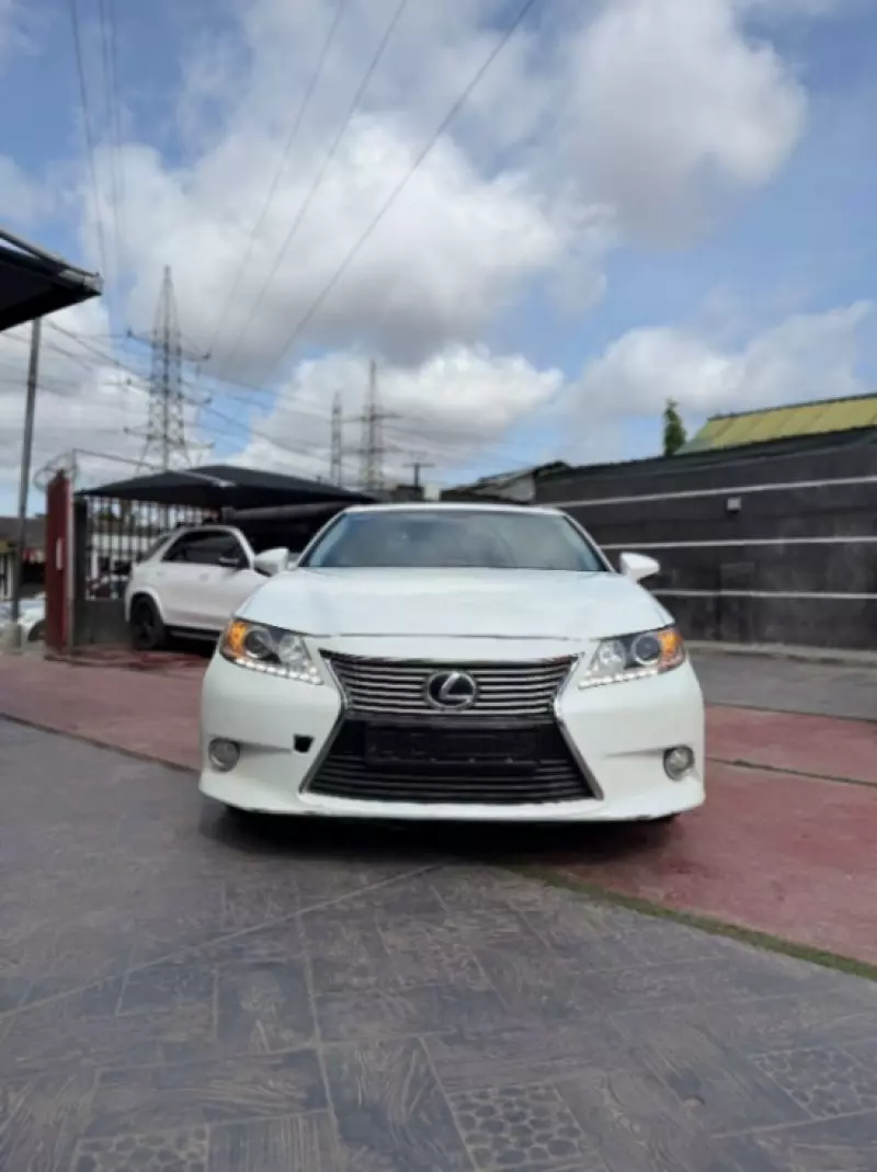 Lexus ES 350   - 2014